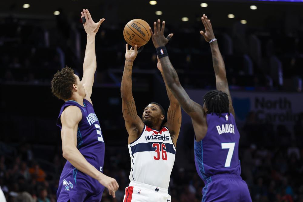 队建立了深 队建立了深