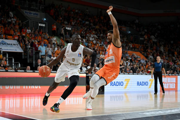 的安排下 的安排下